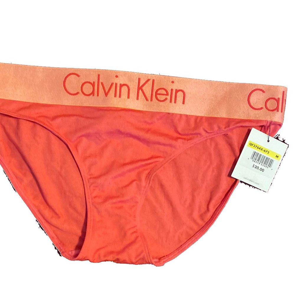 NWT Calvin Klein Bikini-Cut Underwear Sz M